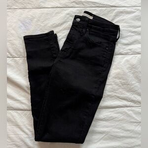 Levi’s 721 High Rise Skinny Jeans